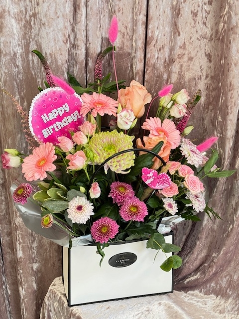 Cute Handbag & Candle Bouquet