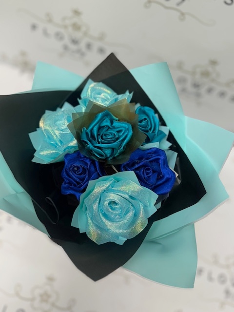 Forever Roses Bouquet Rehya Blues