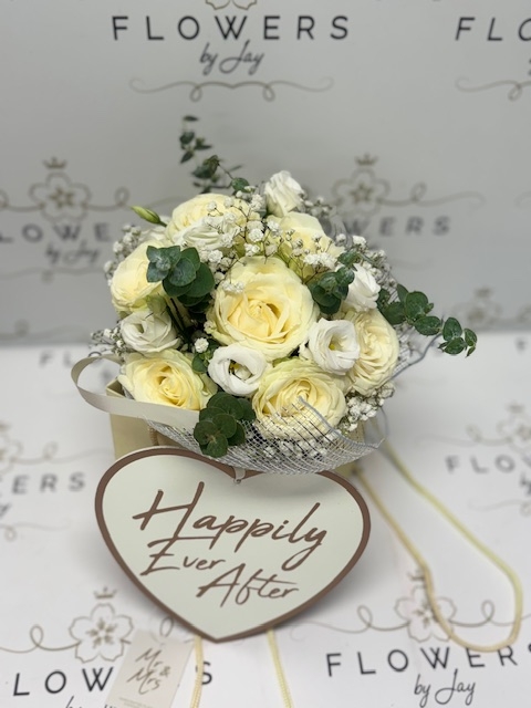 The Cute Bridal Dome (Ivory Whites)