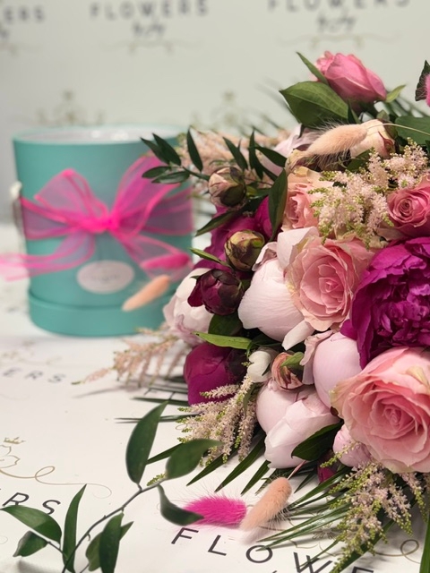 Tiffany Pinks