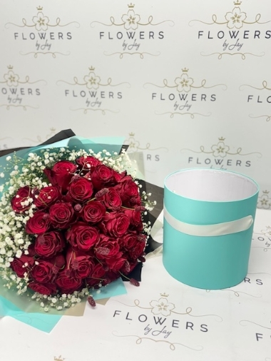 LUXURY Tiffany ROSES HAT BOX