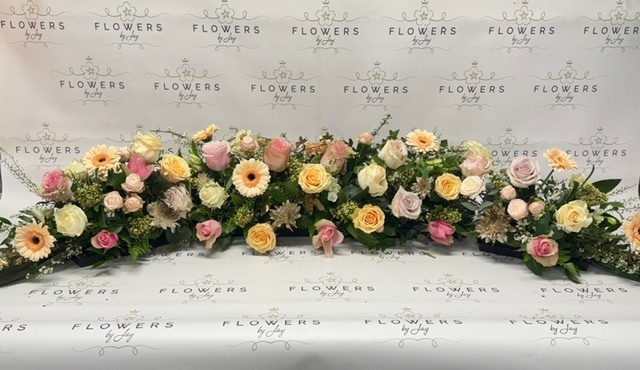 3ft Head Table Low Arrangement