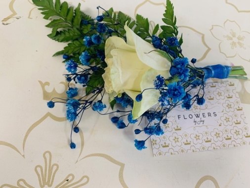 Cream Rose, Leaf & Blue Gyp BH
