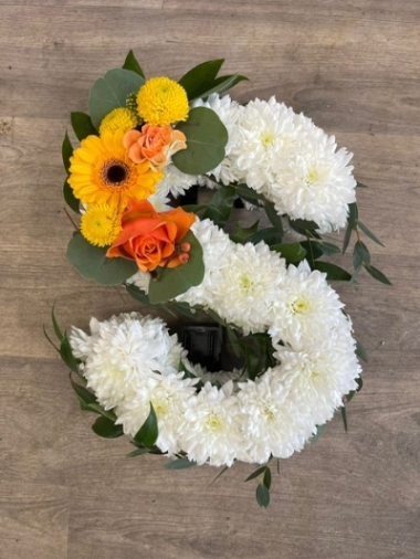 Letters Foliage Edge