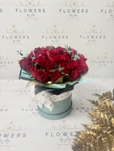 LUXURY Tiffany ROSES HAT BOX