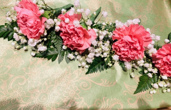 Peach Carnation, Leaf & Gyp BH