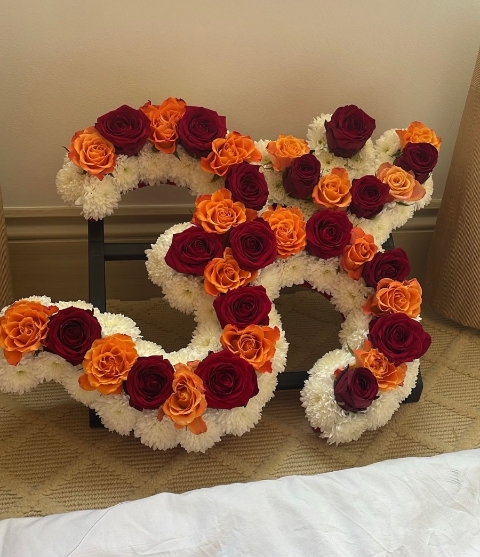 Hindu OM (Red & Orange Rose)