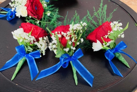 Red Rose, leaf, Gyp & Blue Bows BH