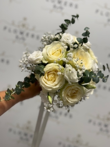 The Cute Bridal Dome (Ivory Whites)