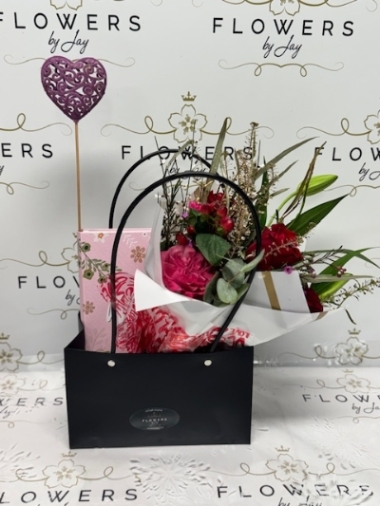 Wax Melts & Mini Bouquet in Handbag